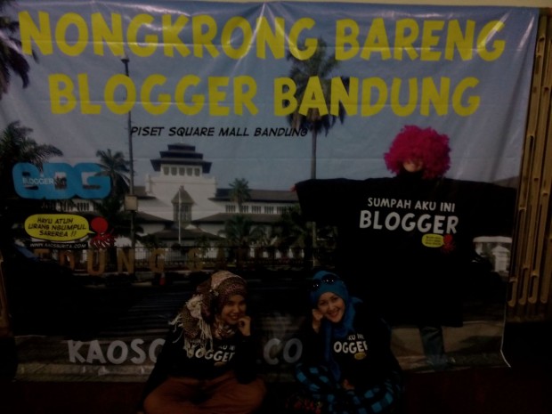 blogger bandung | kaos gurita | bukber basreng |nchie hanie
