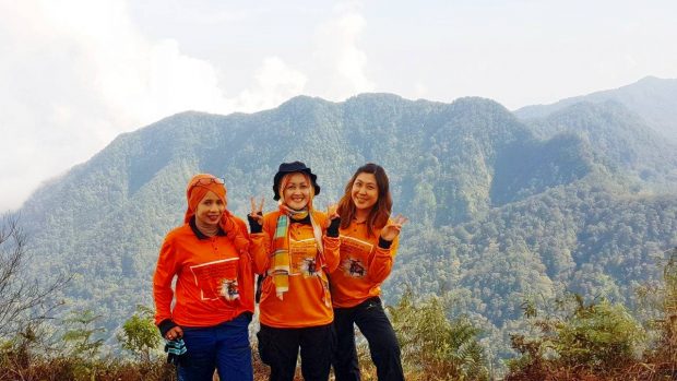 Puncak Burangrang | Nature Walk Bandung | Traveling |Travel Blogger |Blogger BDG| Emak-Emak Blogger 